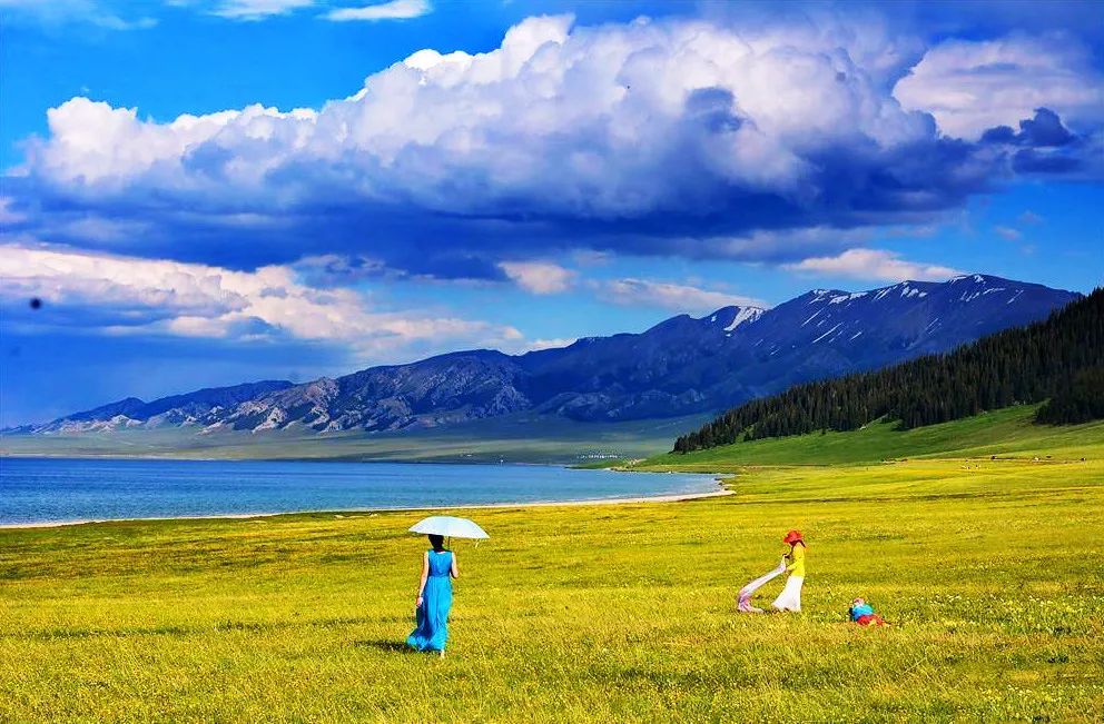 丝路明珠,新疆多元文化的历史长河