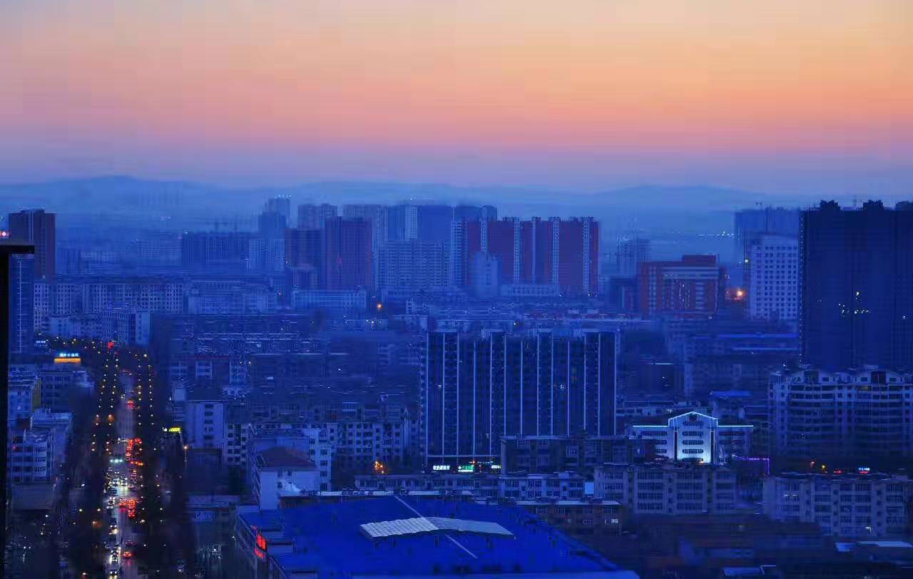 长治演员深情对话,独白演绎城市情感